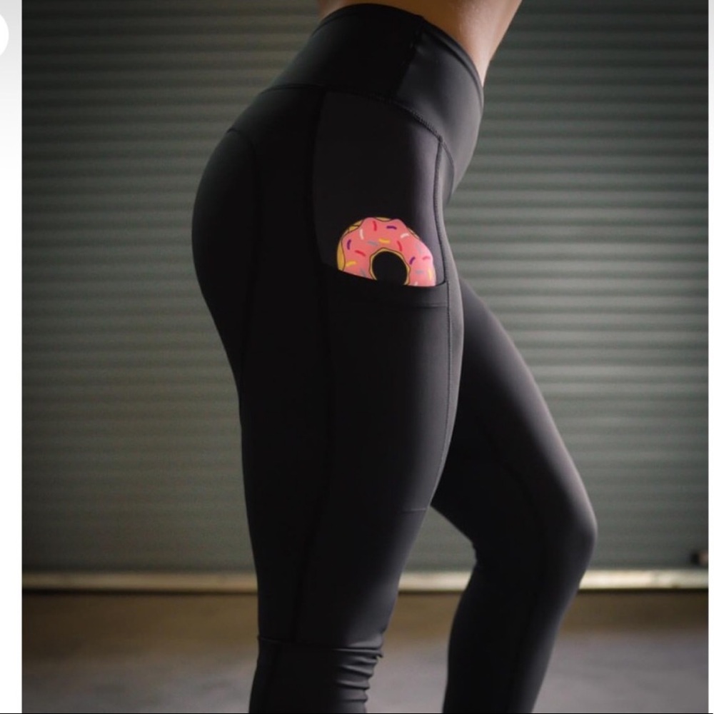 (FeedMeFightMe) Donut Pocket Leggings Size S